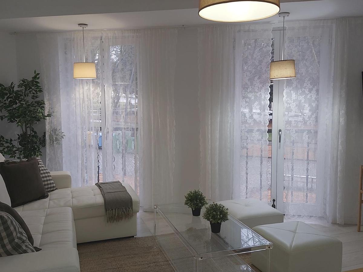 Luminoso Apartamento Canton Ferrol Exterior photo